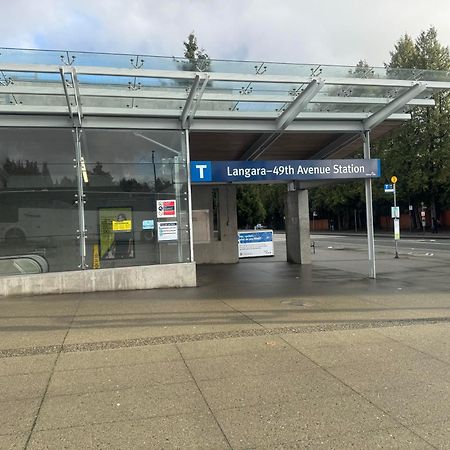Cozy Guest Home Close To Downtown Vancouver Sights & Subway Station ภายนอก รูปภาพ